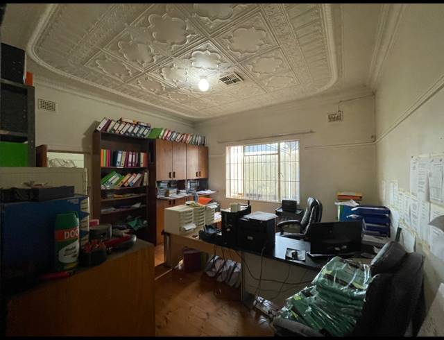 1,066M² WORKSHOP FOR SALE IN PRIMROSE
